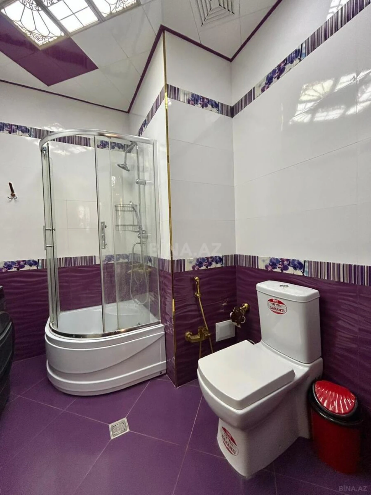 Kirayə verilir 2 otaqlı mənzil 113 m²