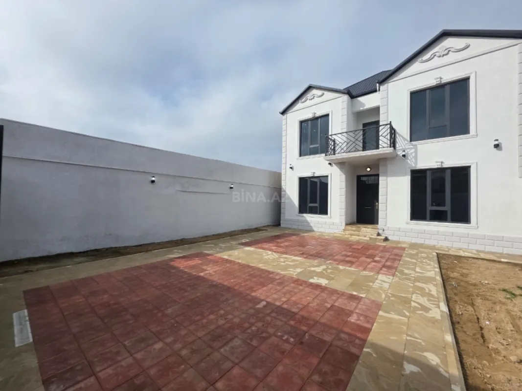 Satılır 5 otaqlı həyət evi 160 m²