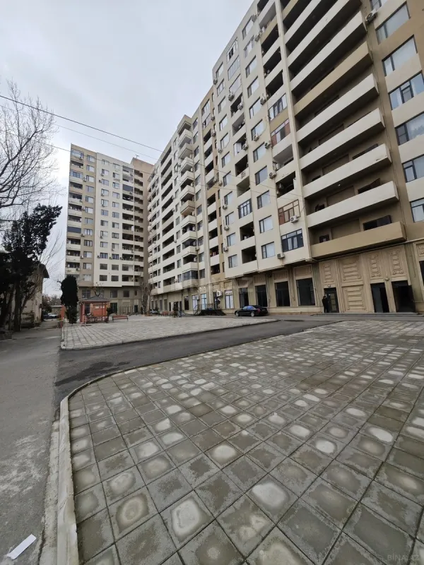 Satılır 3 otaqlı mənzil 116 m²