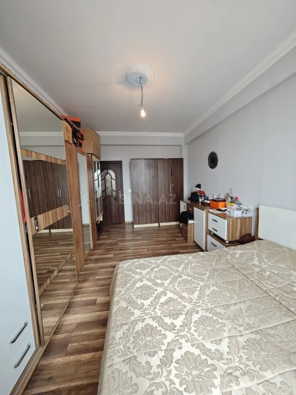 Satılır 3 otaqlı mənzil 116 m²