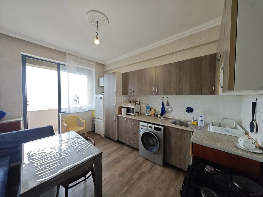 Satılır 3 otaqlı mənzil 116 m²
