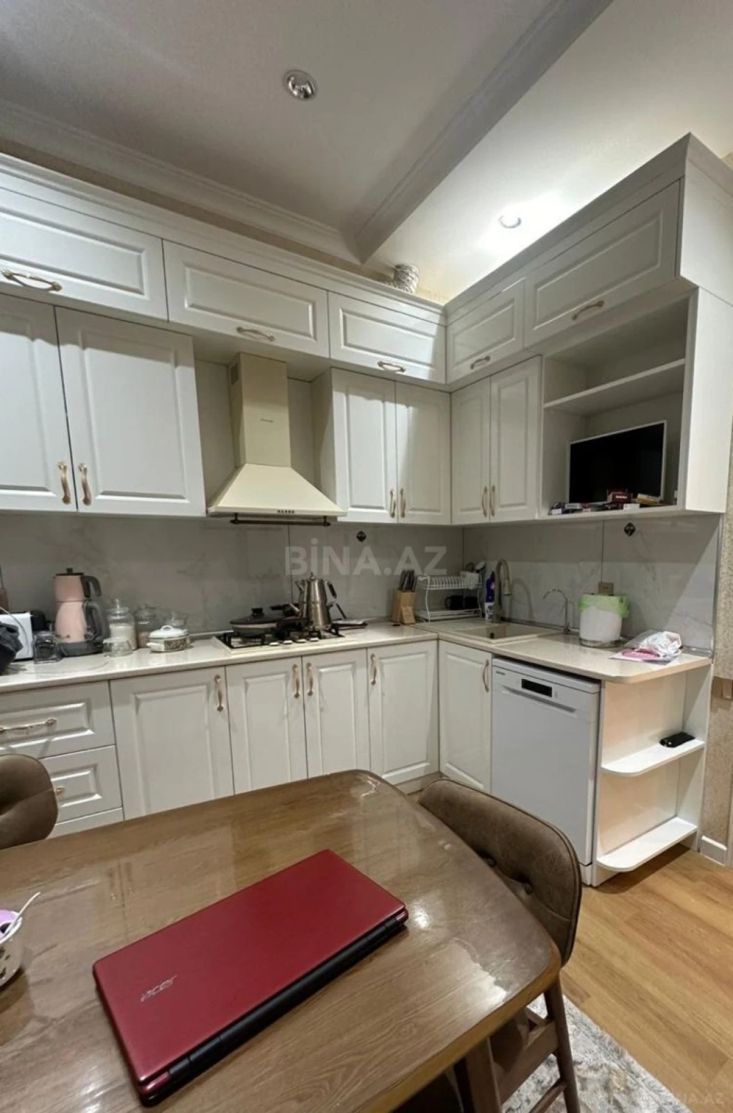 Satılır 2 otaqlı mənzil 55 m²