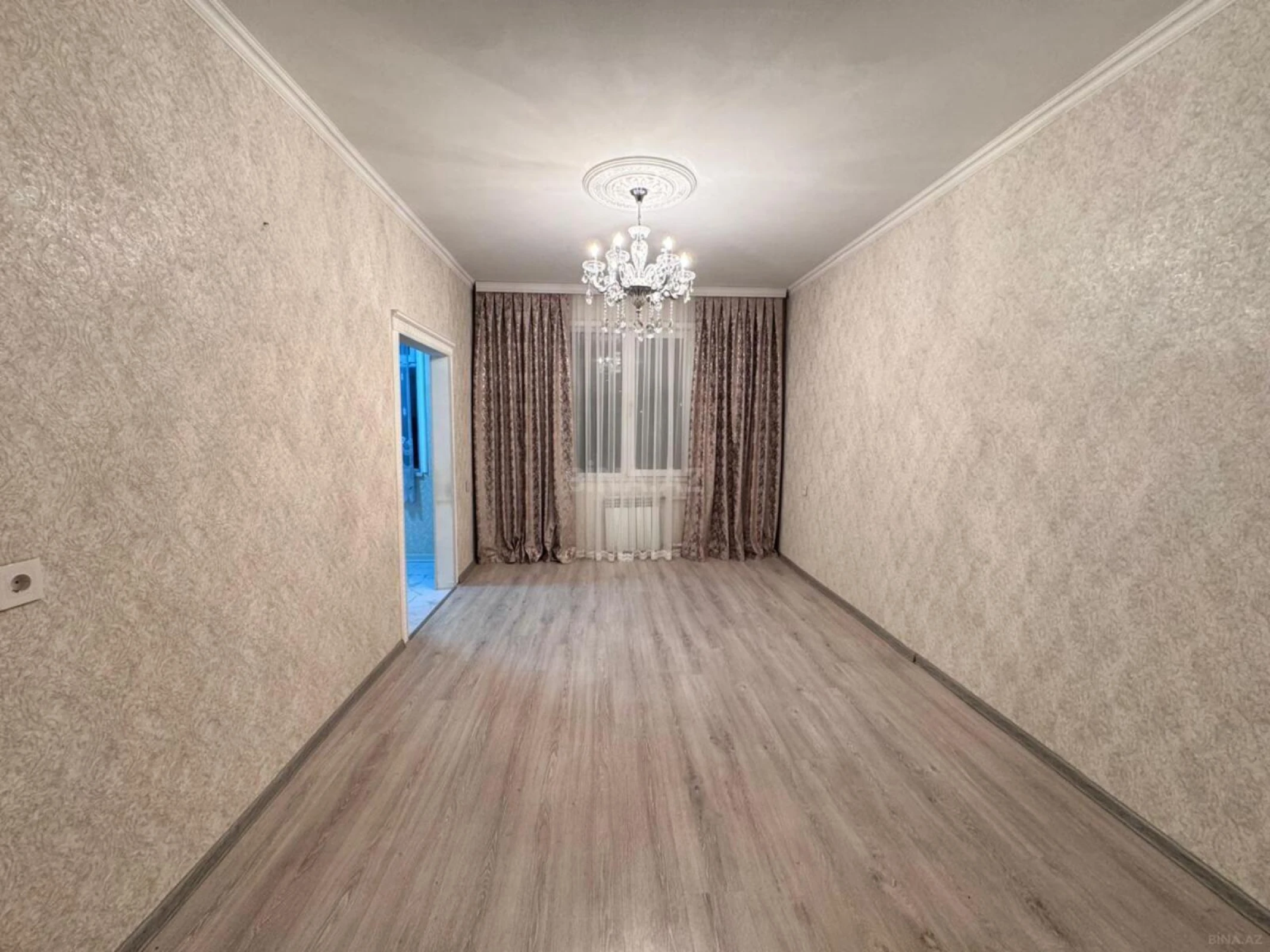 Satılır 2 otaqlı mənzil 55 m²