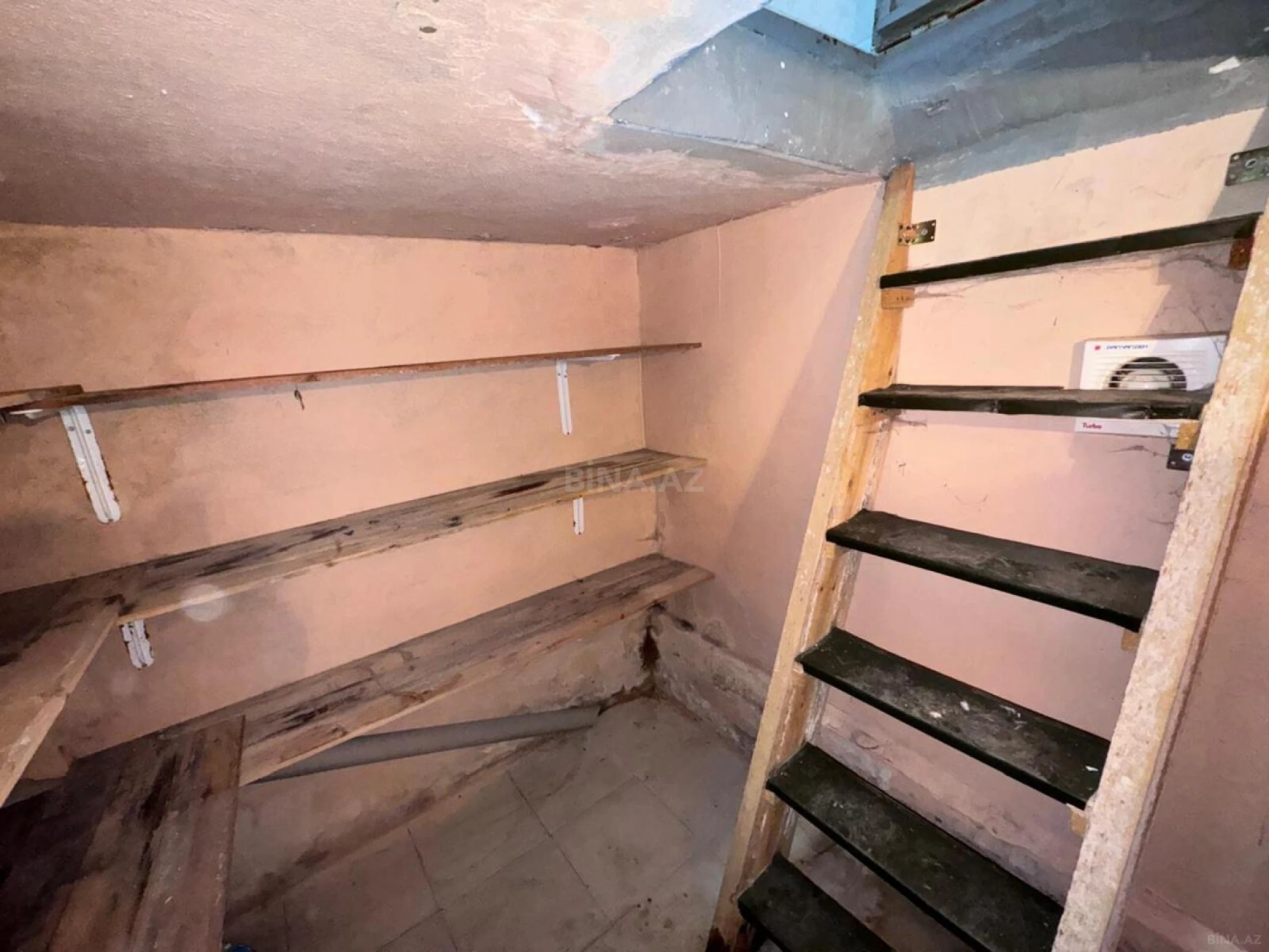 Satılır 2 otaqlı mənzil 55 m²