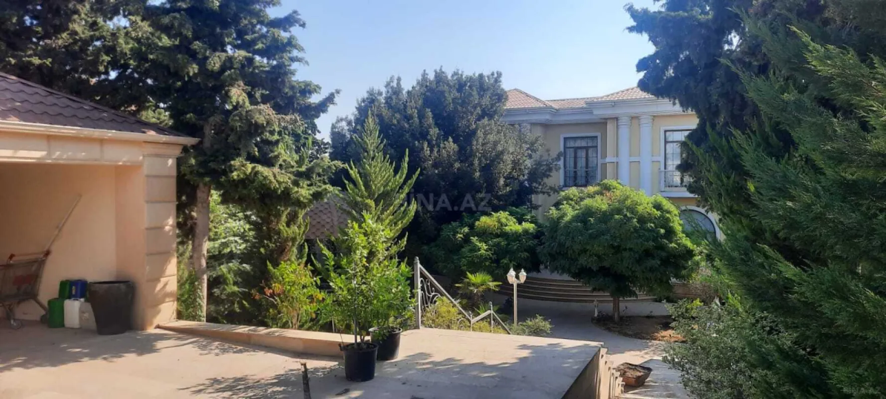 Satılır 6 otaqlı həyət evi 420 m²