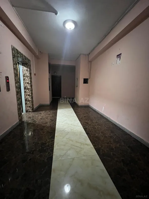 Satılır 2 otaqlı mənzil 76 m²