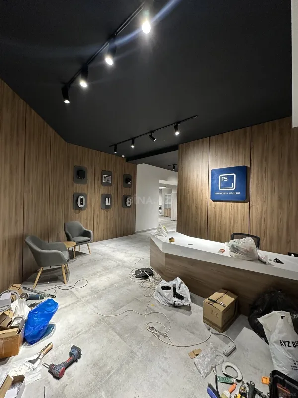 Satılır obyekt 268 m²