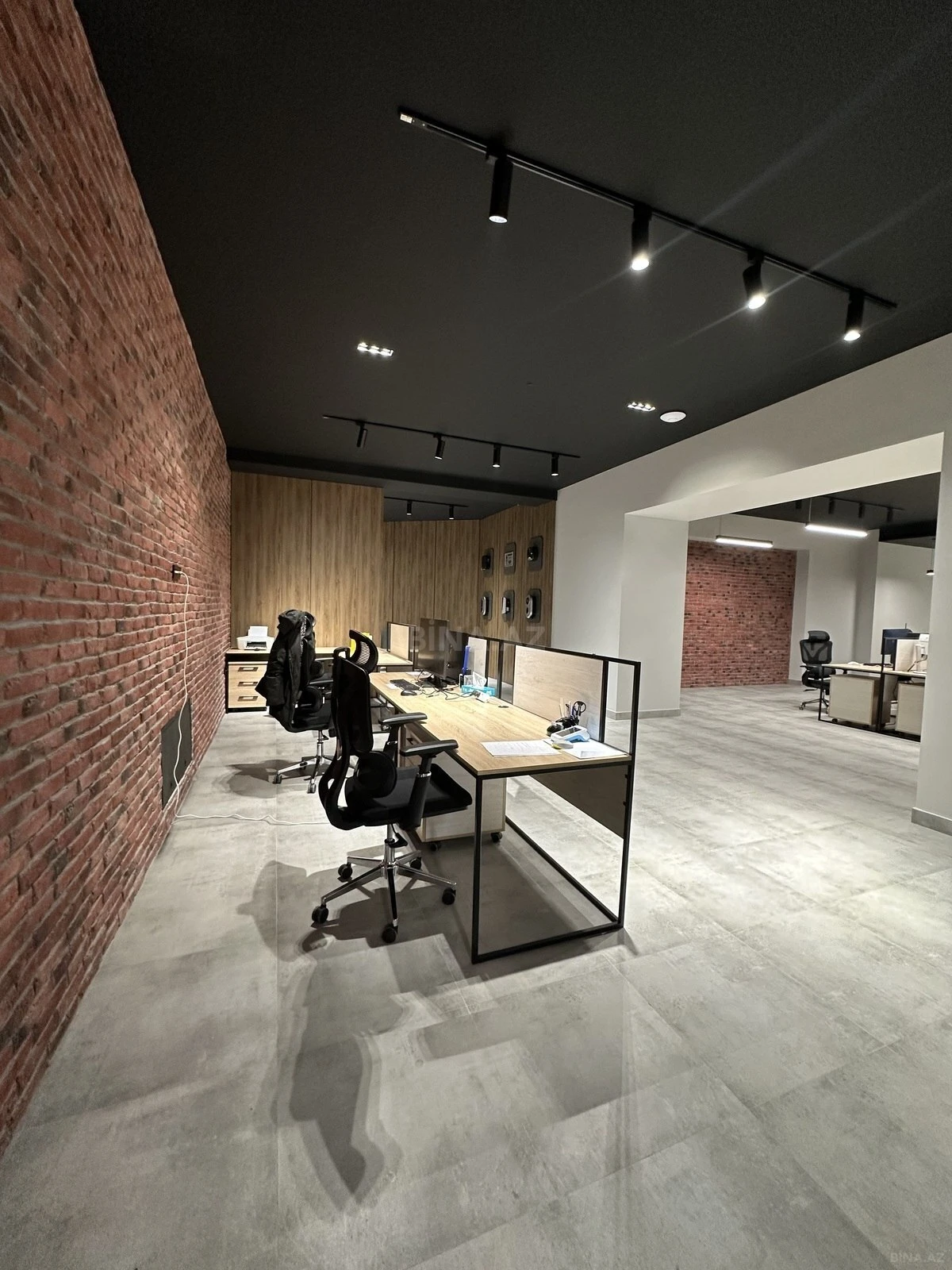 Satılır obyekt 268 m²