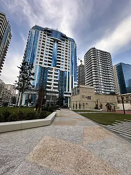 Satılır obyekt 268 m² — Bakı 268.00 m²