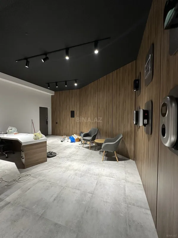 Satılır obyekt 268 m²