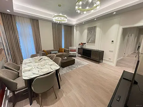 Kirayə verilir 3 otaqlı mənzil 132 m²