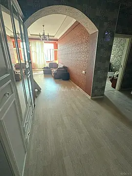 Satılır 2 otaqlı mənzil 70 m²