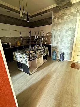 Satılır 2 otaqlı mənzil 70 m²