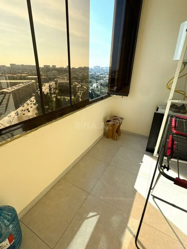 Satılır 2 otaqlı mənzil 70 m²