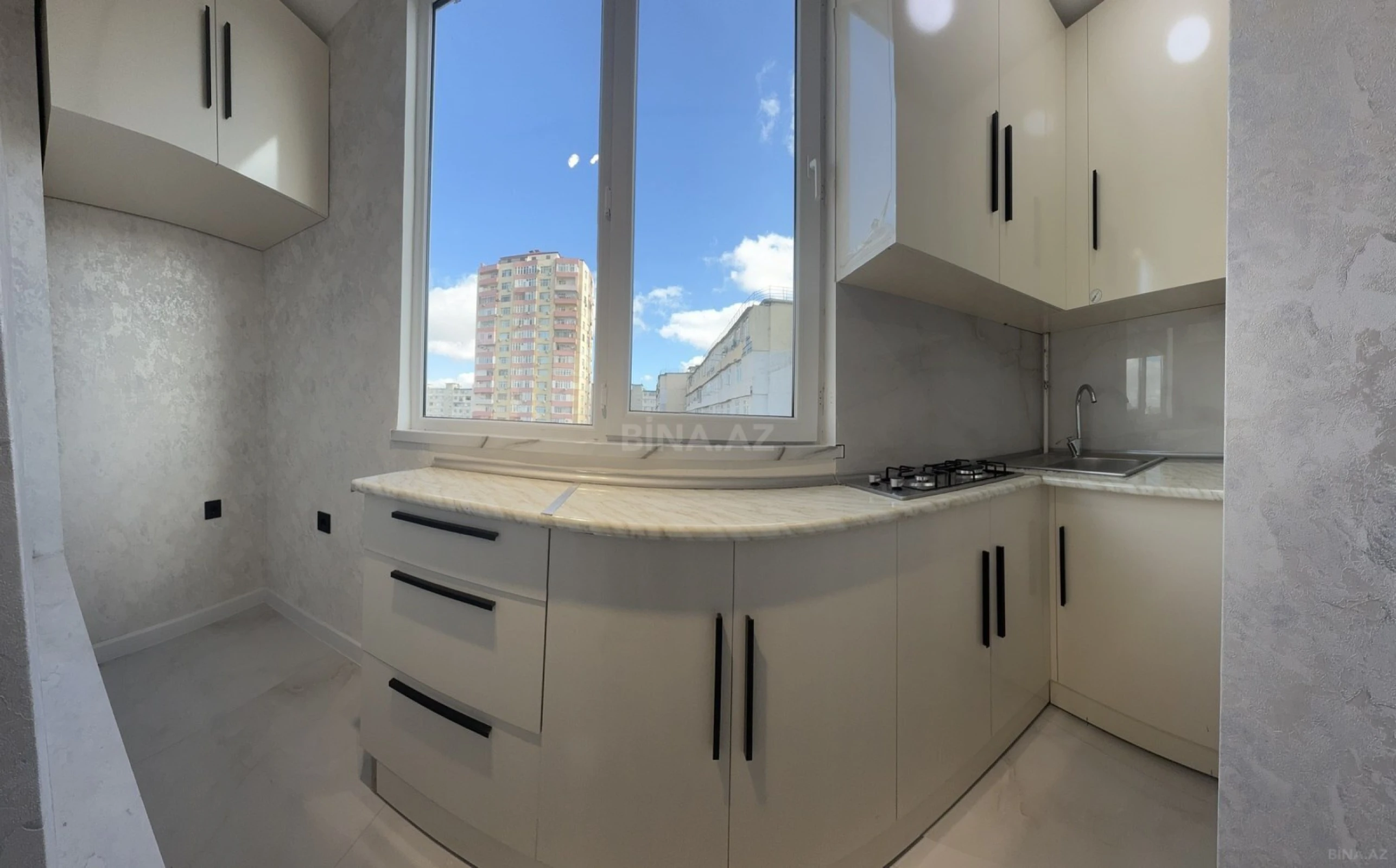 Satılır 2 otaqlı mənzil 48 m²