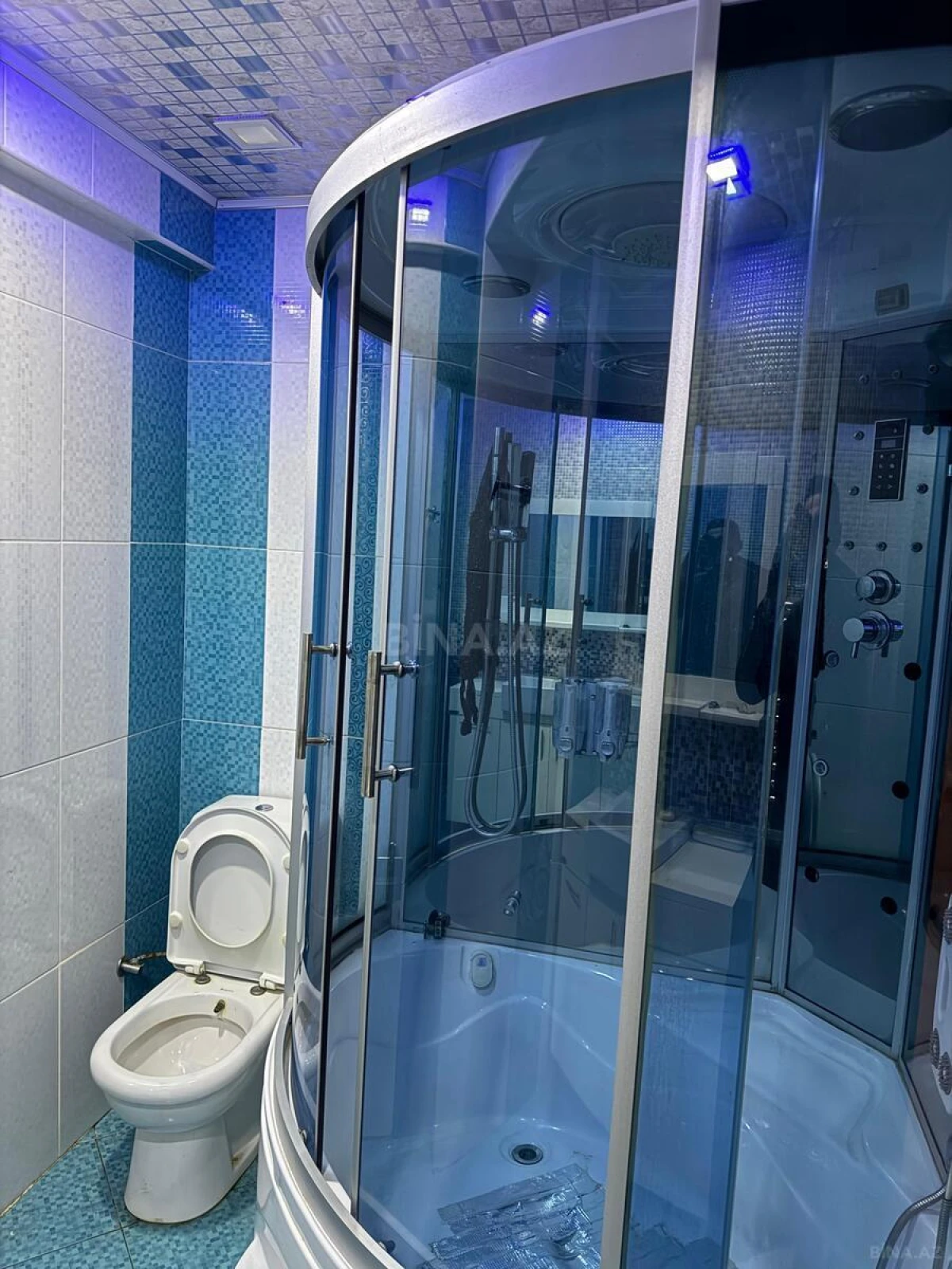 Kirayə verilir 3 otaqlı mənzil 155 m²