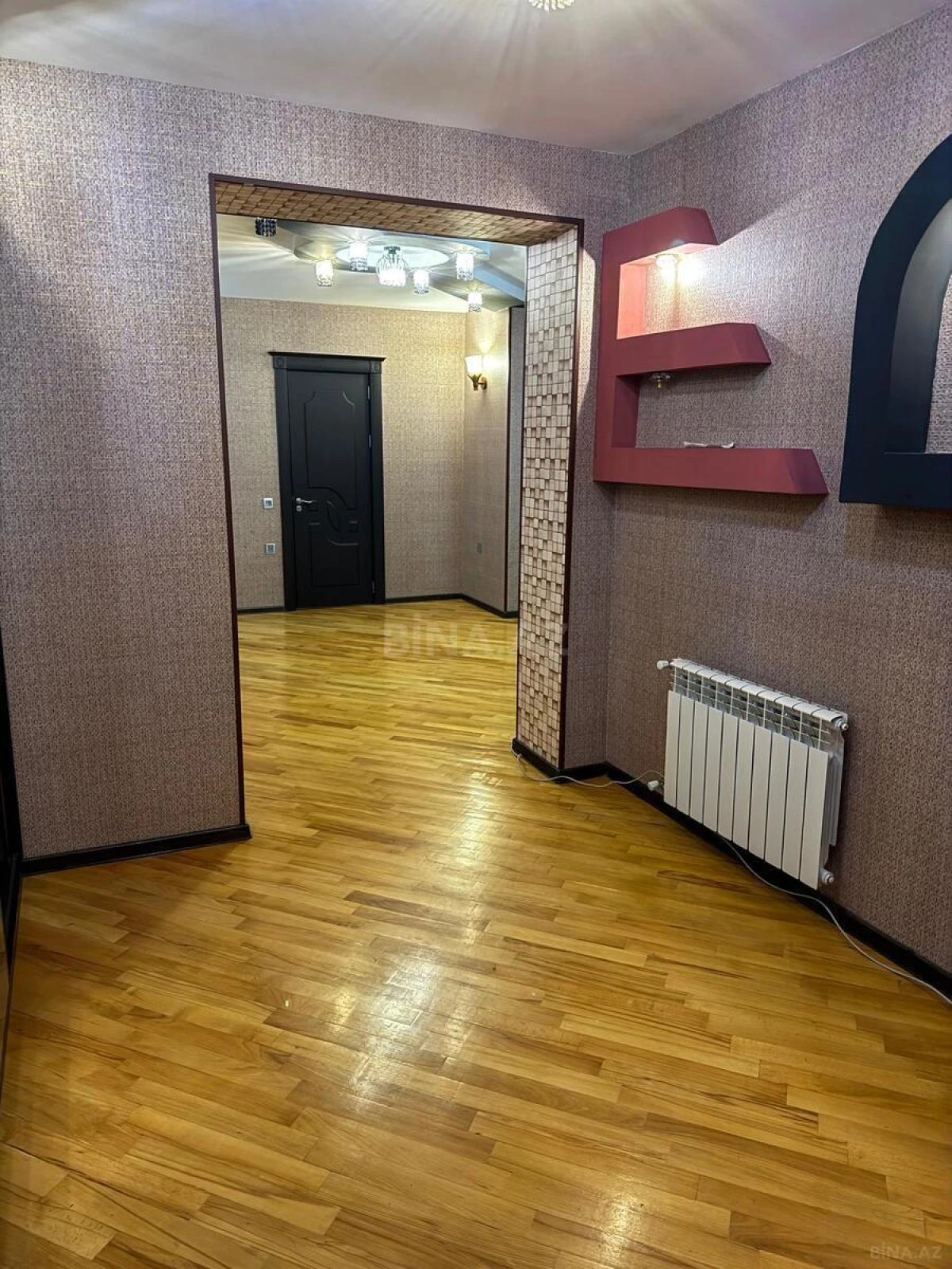 Kirayə verilir 3 otaqlı mənzil 155 m²