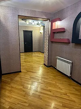 Kirayə verilir 3 otaqlı mənzil 155 m²