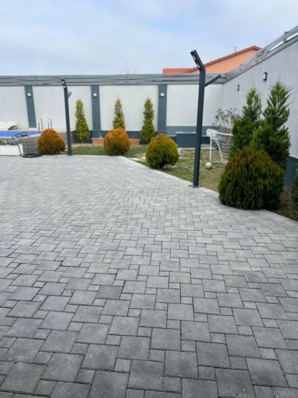 Satılır 4 otaqlı həyət evi 180 m²