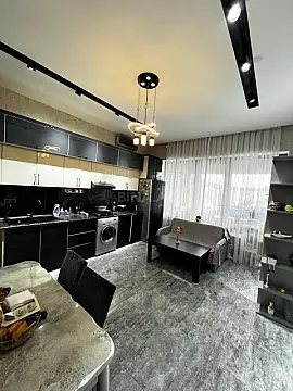 Satılır 4 otaqlı həyət evi 180 m²