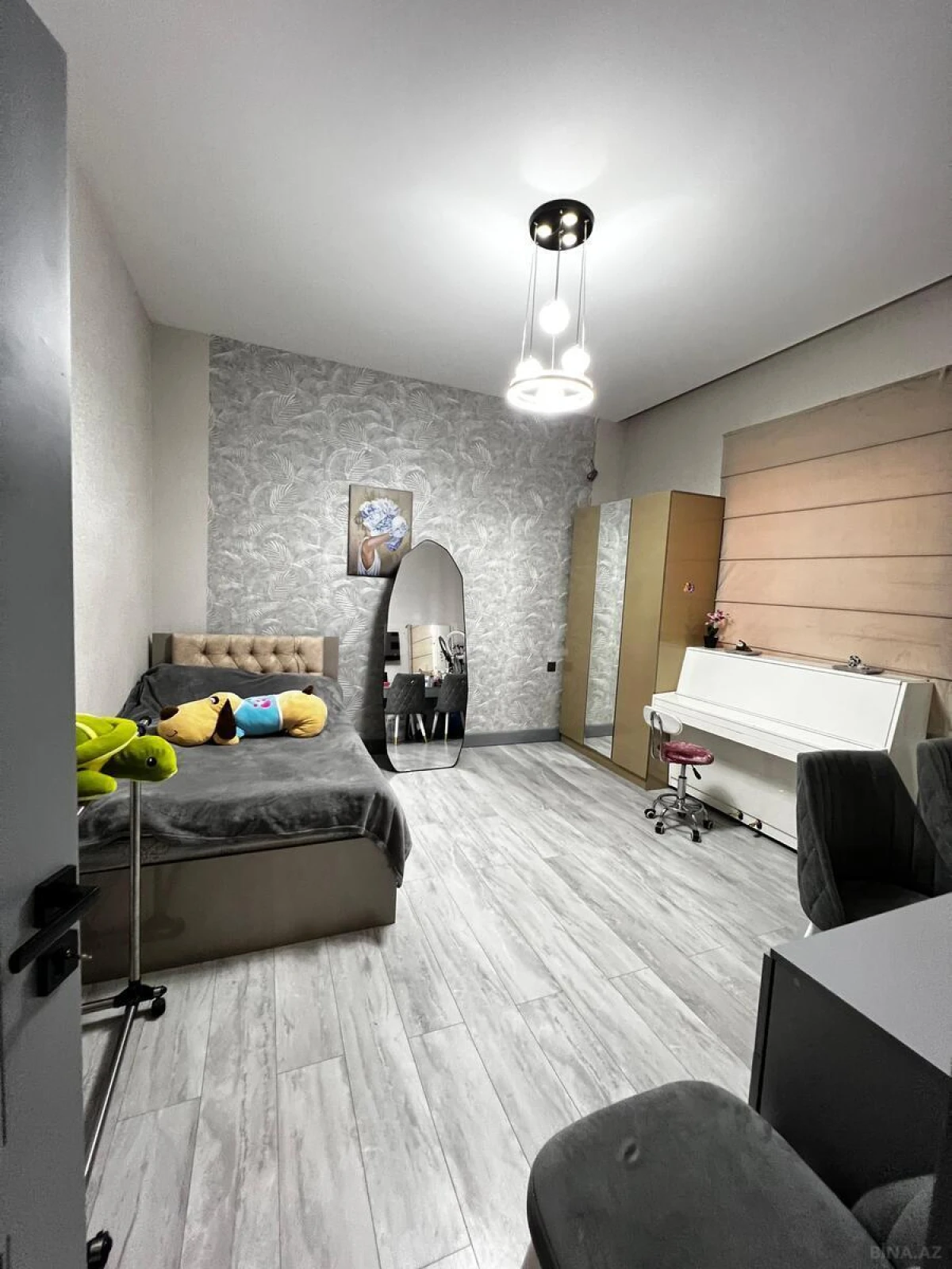 Satılır 4 otaqlı həyət evi 180 m²