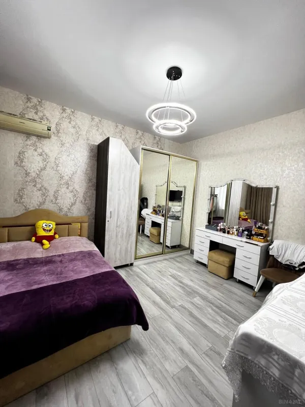 Satılır 4 otaqlı həyət evi 180 m²