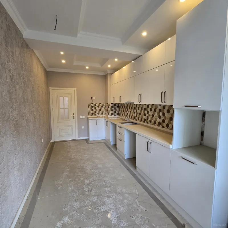 Satılır 3 otaqlı mənzil 100 m²