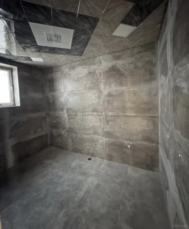 Satılır 8 otaqlı həyət evi 353 m²