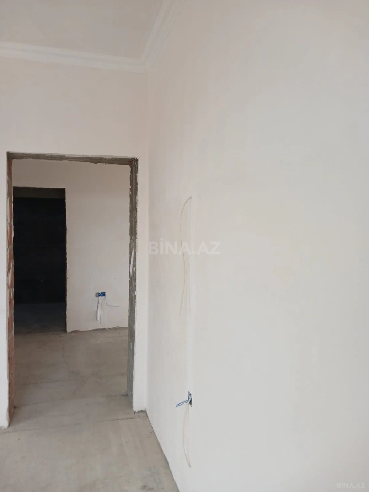 Satılır 8 otaqlı həyət evi 353 m²