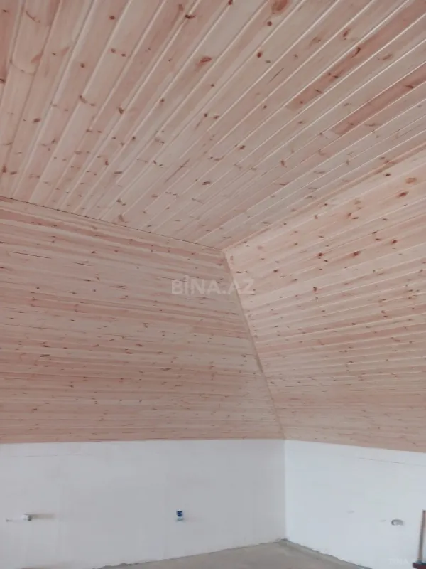 Satılır 8 otaqlı həyət evi 353 m²