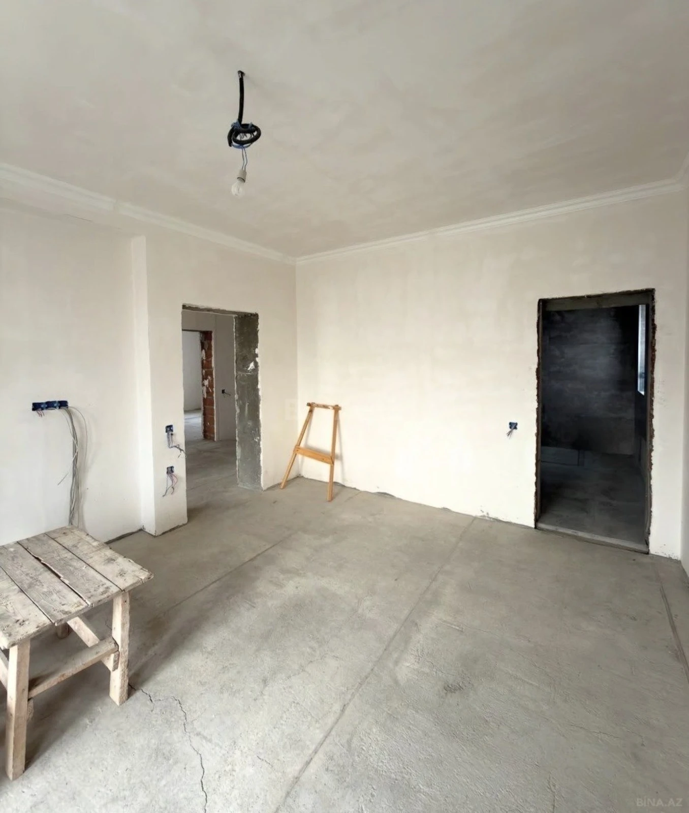 Satılır 8 otaqlı həyət evi 353 m²