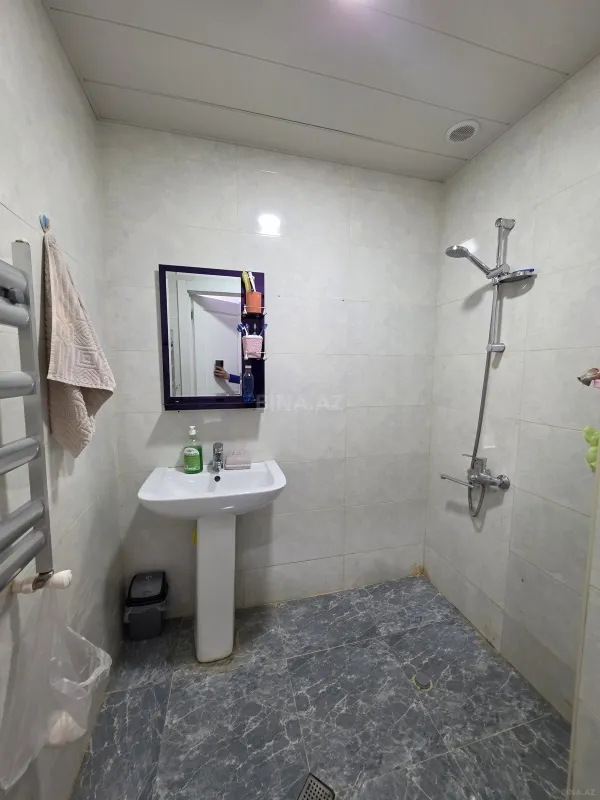 Satılır 3 otaqlı mənzil 77 m²
