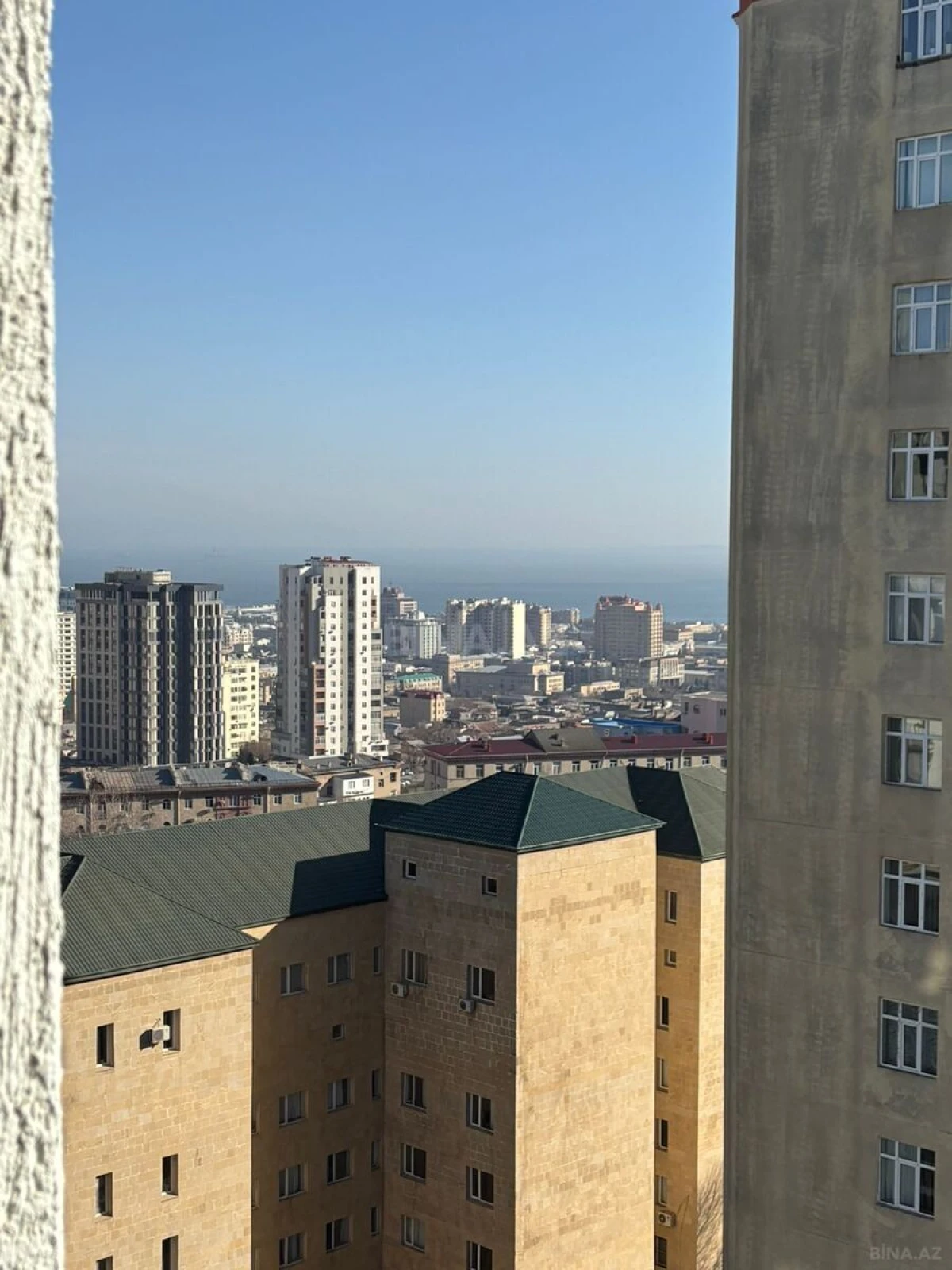 Satılır 3 otaqlı mənzil 92 m²