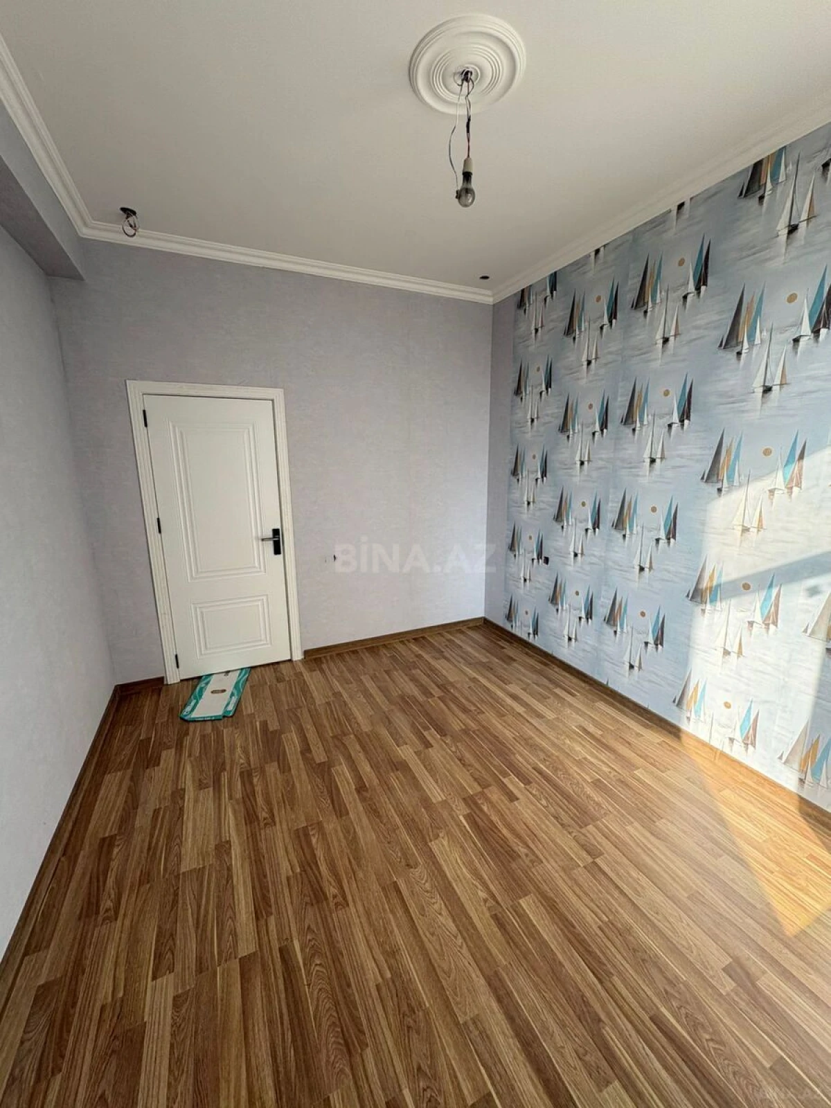 Satılır 3 otaqlı mənzil 92 m²