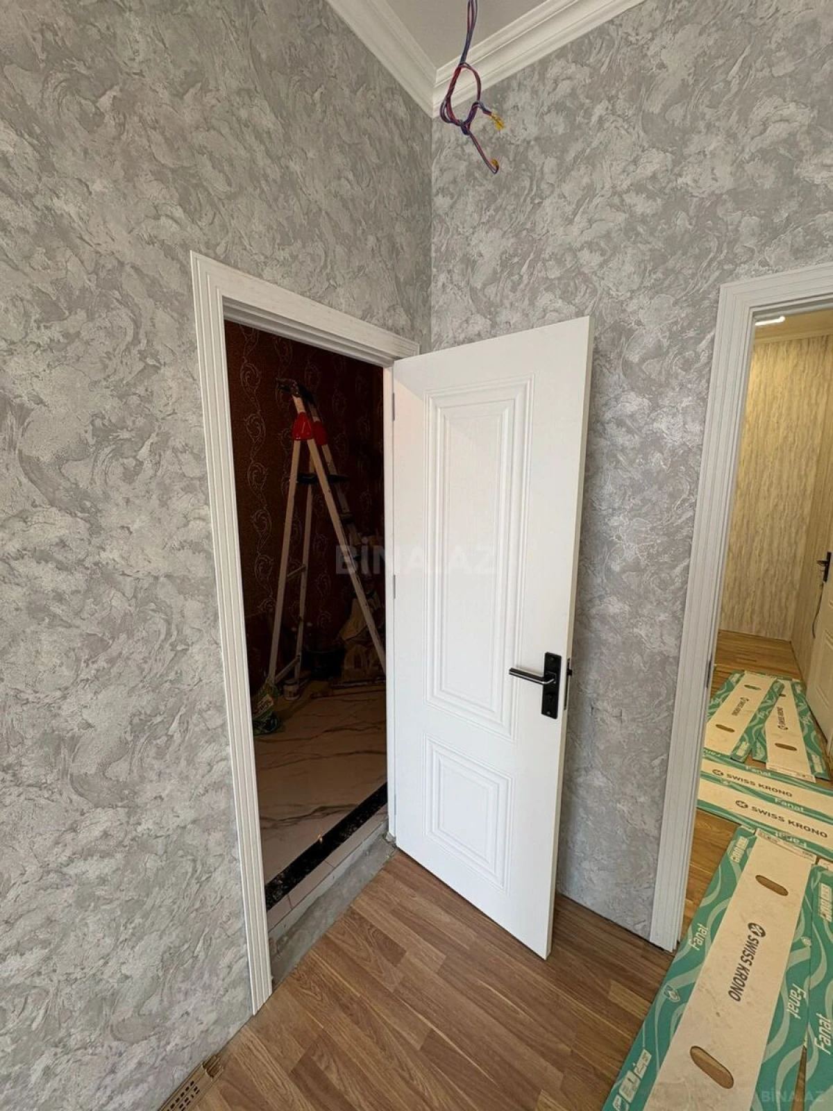 Satılır 3 otaqlı mənzil 92 m²