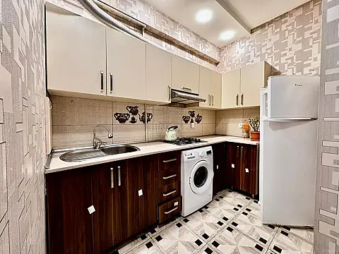 Satılır 2 otaqlı mənzil 70 m²
