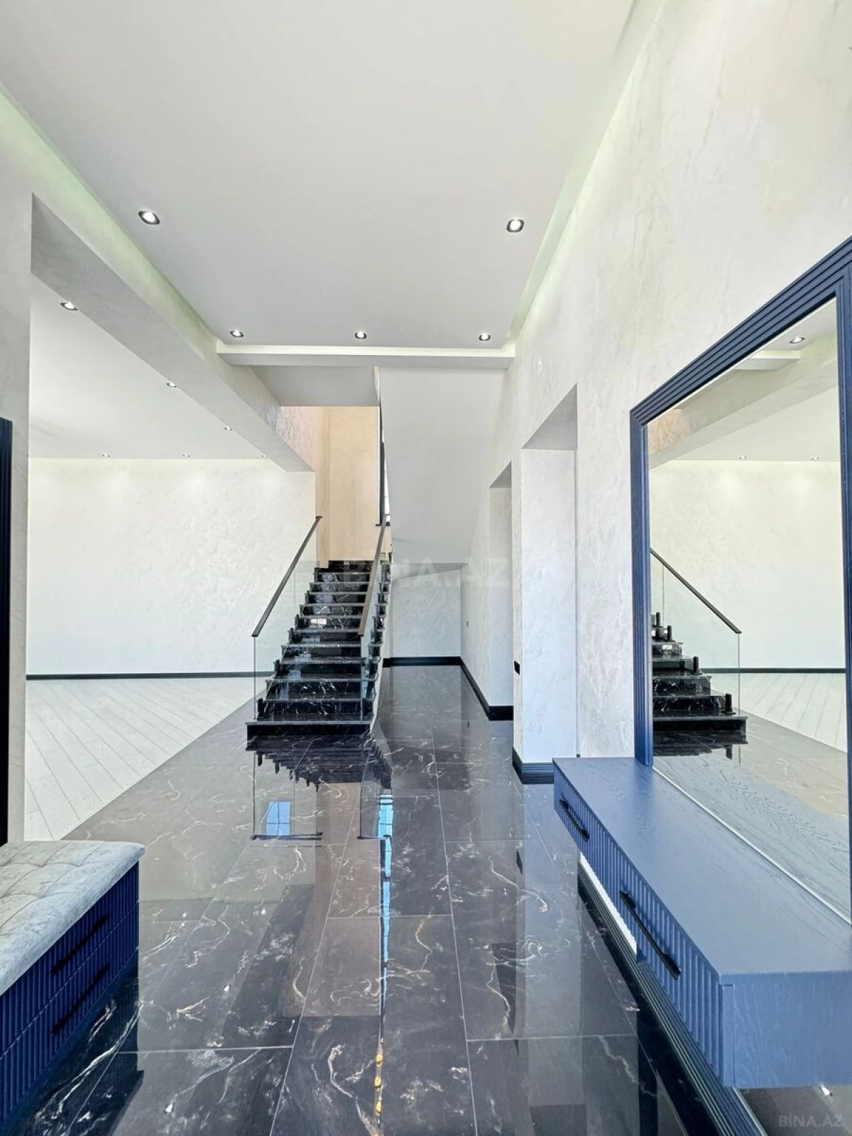 Satılır 6 otaqlı həyət evi 290 m²