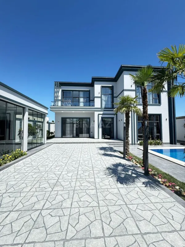 Satılır 6 otaqlı həyət evi 290 m²