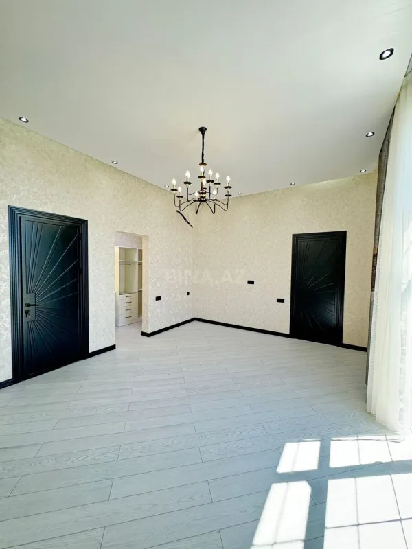 Satılır 6 otaqlı həyət evi 290 m²