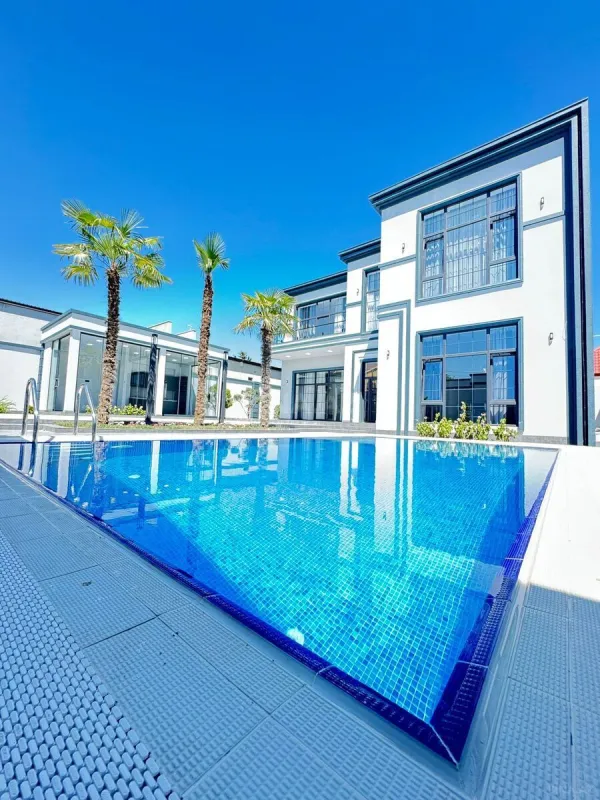 Satılır 6 otaqlı həyət evi 290 m²