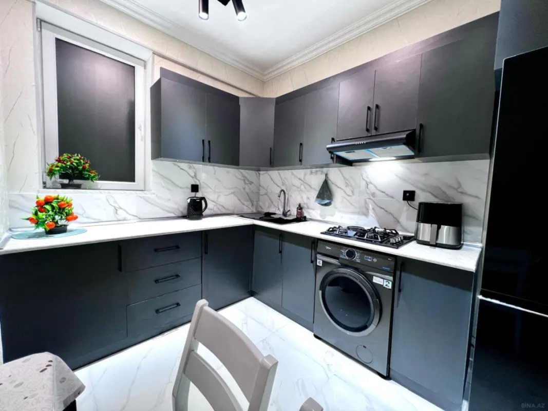 Satılır 2 otaqlı mənzil 75 m²