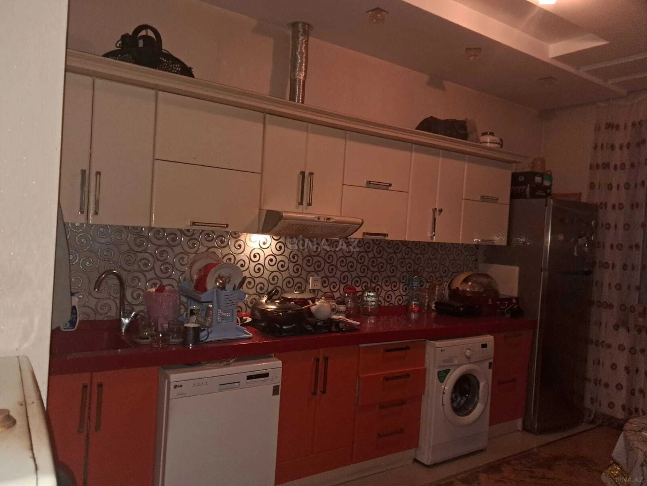 Satılır 2 otaqlı mənzil 100 m²