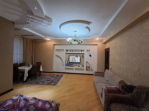 Satılır 2 otaqlı mənzil 100 m²