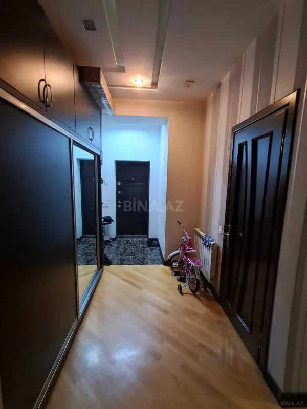 Satılır 2 otaqlı mənzil 100 m²