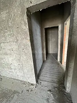 Satılır 4 otaqlı mənzil 185 m²