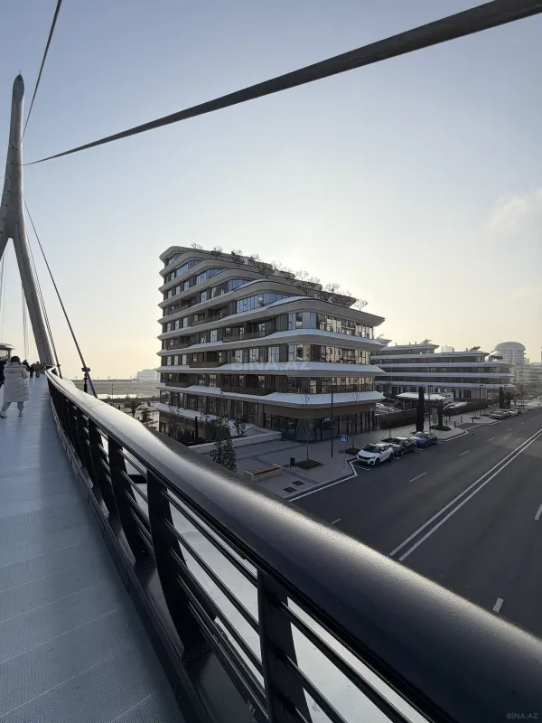 Kirayə verilir 3 otaqlı mənzil 140 m²