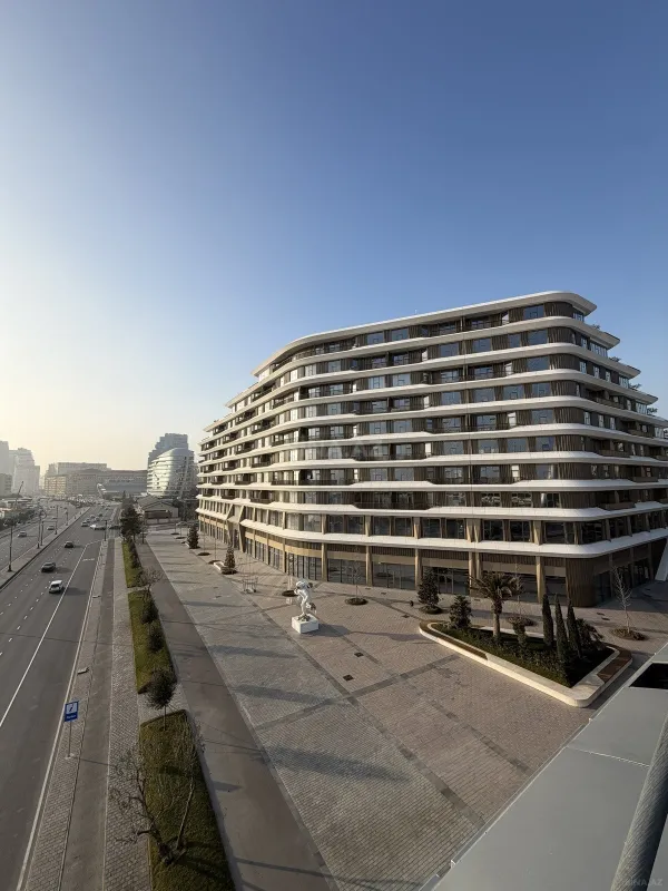 Kirayə verilir 3 otaqlı mənzil 140 m²