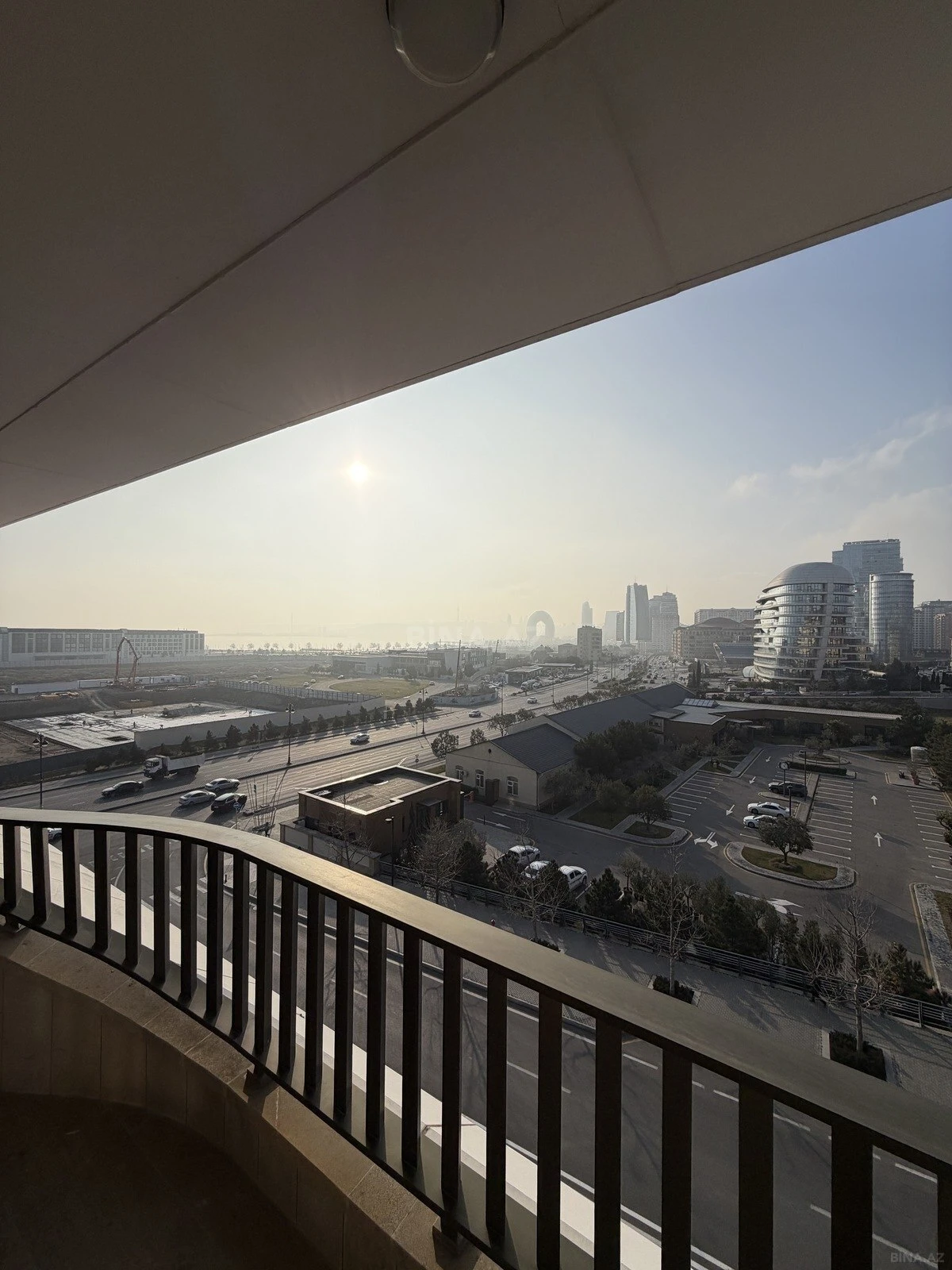 Kirayə verilir 3 otaqlı mənzil 140 m²