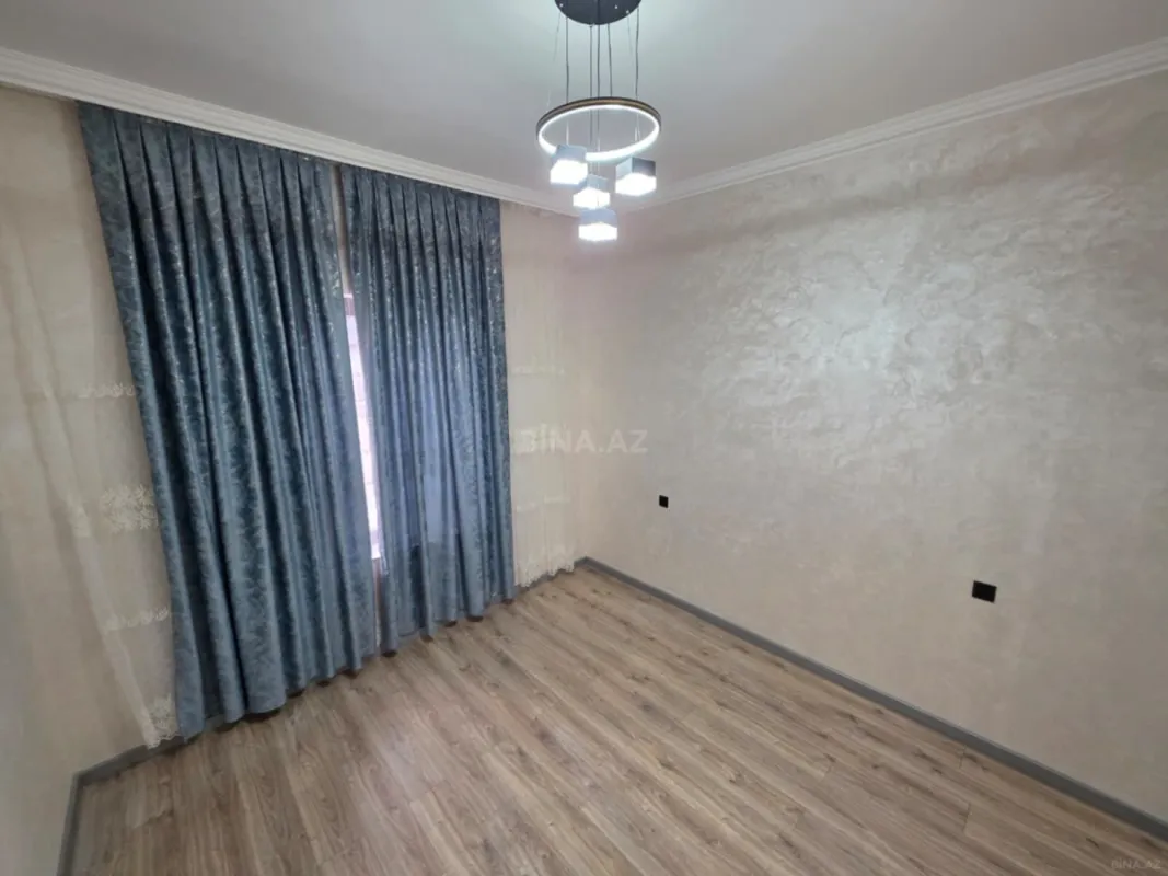 Satılır 5 otaqlı həyət evi 205 m²