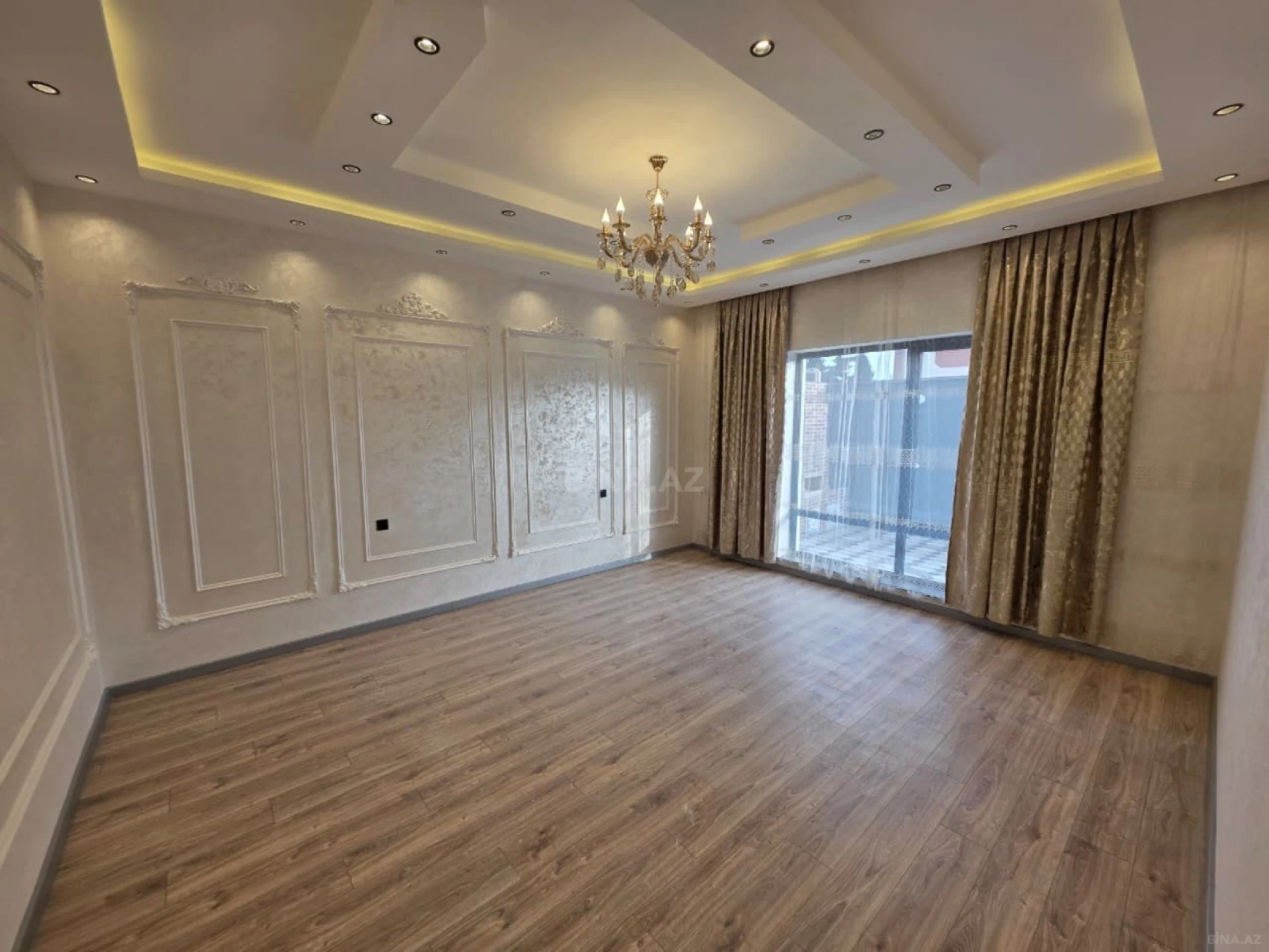Satılır 5 otaqlı həyət evi 205 m²
